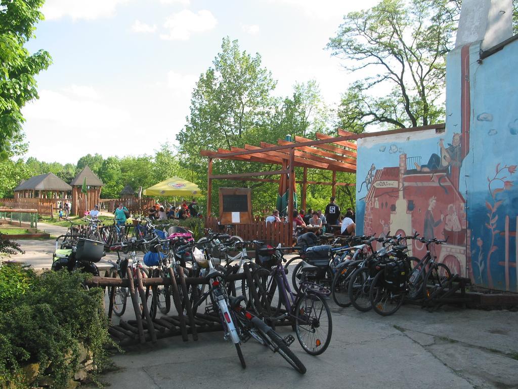 Villa Zoopark Zelcin Mělník Exterior foto